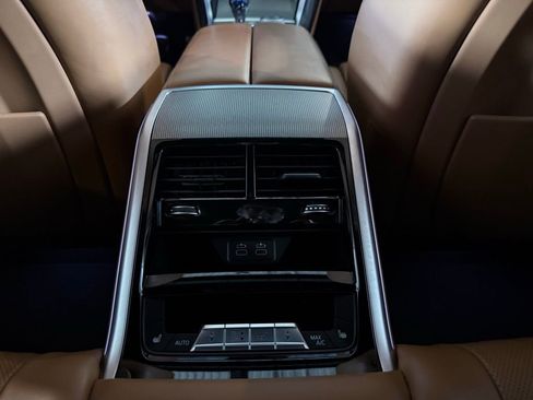 Used 2023 BMW ALPINA B8 xDrive Gran Coupe image 48