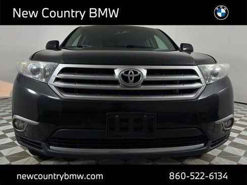 Used 2013 Toyota Highlander SE image 25