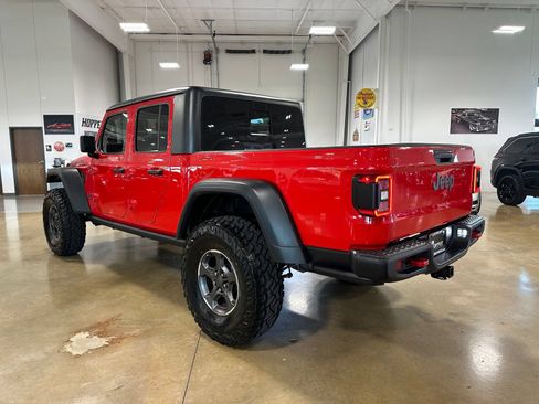 Used 2020 Jeep Gladiator Rubicon AWD/4WD image 5