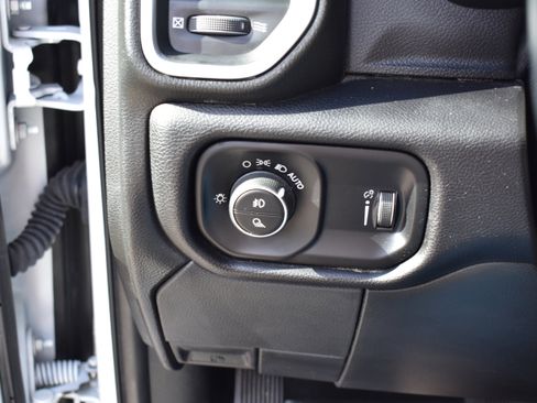 Used 2024 RAM 2500 Big Horn image 16