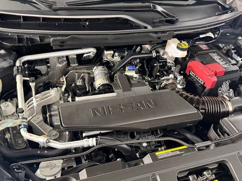 Used 2026 Nissan Rogue SV AWD/4WD image 32