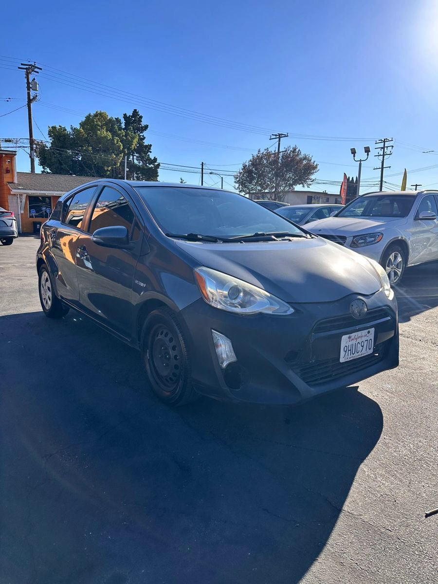 Used 2016 Toyota Prius C Three FWD image 3
