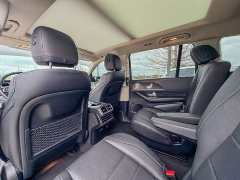 Used 2023 Mercedes-Benz GLS 450 4MATIC w/ AMG Line Exterior image 25