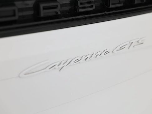 Certified 2025 Porsche Cayenne GTS AWD/4WD image 14