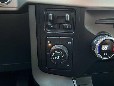 Certified 2021 Ford F150 XLT w/ Equipment Group 302A High image 32