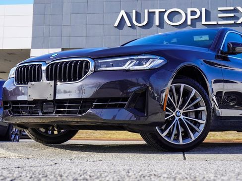 Used 2023 BMW 540i xDrive w/ Premium Package AWD/4WD image 2
