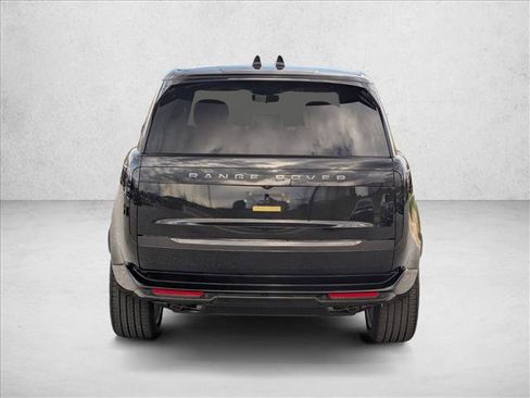 New 2026 Land Rover Range Rover Long Wheelbase SE AWD/4WD image 8