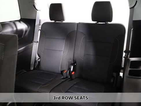 Used 2020 GMC Acadia SLE w/ Driver Convenience Package image 7