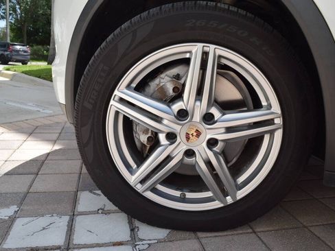 Used 2014 Porsche Cayenne Diesel Platinum Edition AWD/4WD image 84