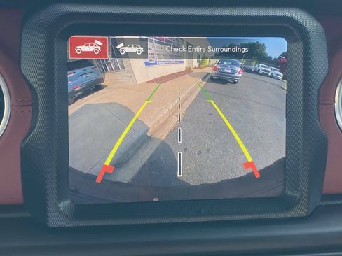 Used 2023 Jeep Wrangler Unlimited Rubicon 392 AWD/4WD image 28