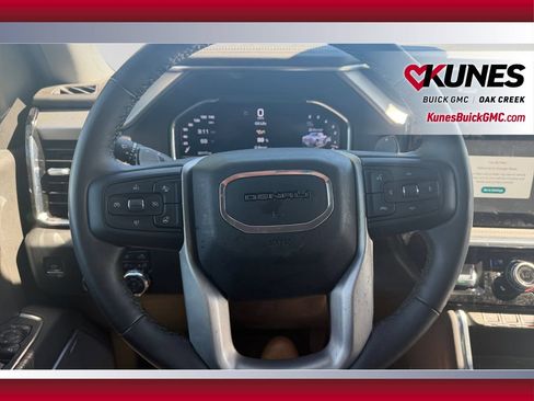Used 2024 GMC Sierra 1500 Denali w/ Technology Package AWD/4WD image 27