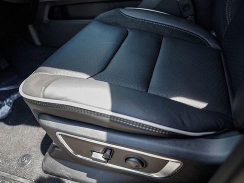 New 2026 RAM 1500 Laramie w/ Night Edition image 33