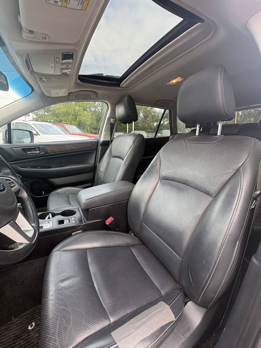 Used 2015 Subaru Outback 2.5i Limited AWD/4WD image 5