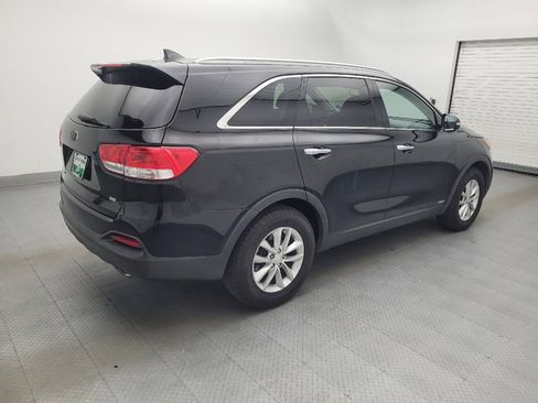 Used 2018 Kia Sorento AWD image 10