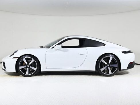 Certified 2025 Porsche 911 Carrera image 2