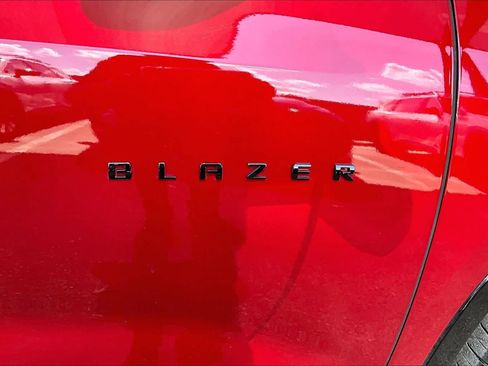Used 2024 Chevrolet Blazer RS w/ Driver Confidence II Package FWD image 10