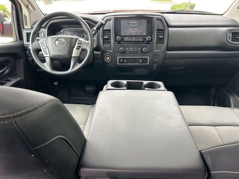 Used 2021 Nissan Titan S w/ S Utility Package image 9