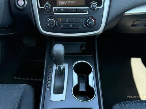 Used 2017 Nissan Altima 2.5 S w/ Power Driver Seat Package FWD image 15