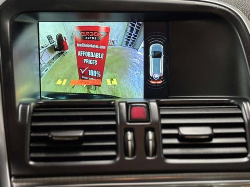 Used 2016 Volvo XC60 T6 w/ Proximity Package image 27