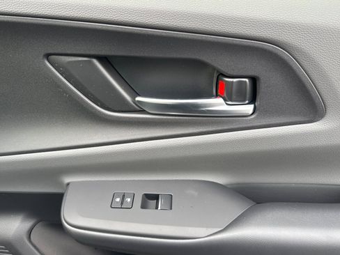 New 2026 Toyota Prius XLE image 18