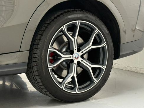 Used 2023 BMW X6 M50i w/ Executive Package image 40