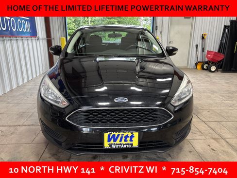 Used 2017 Ford Focus SE w/ Cold Weather Package FWD image 2