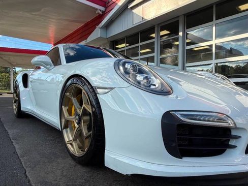 Used 2015 Porsche 911 Turbo S image 14
