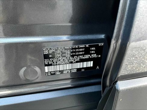 Used 2025 Toyota RAV4 XLE image 36