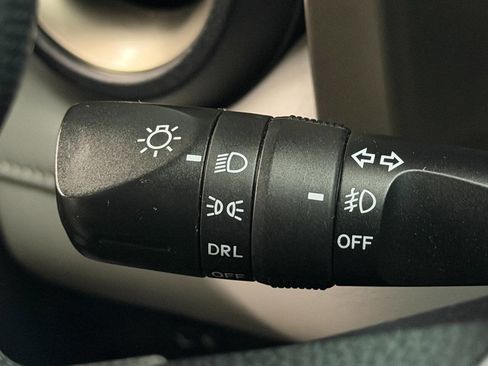 Used 2013 Toyota RAV4 XLE image 45