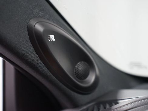 New 2026 Toyota Highlander Platinum image 28