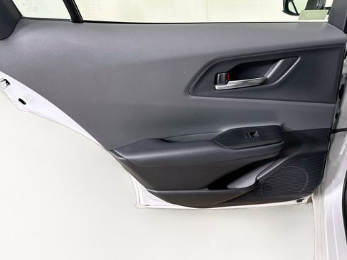 Used 2025 Toyota Prius XLE FWD image 25