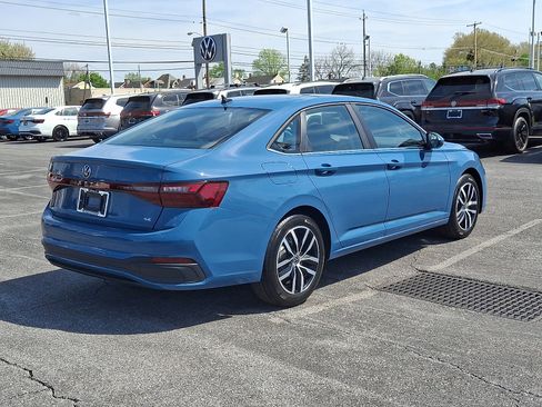 New 2026 Volkswagen Jetta SE FWD image 5