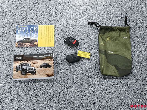 Used 2022 Jeep Gladiator Sport image 51