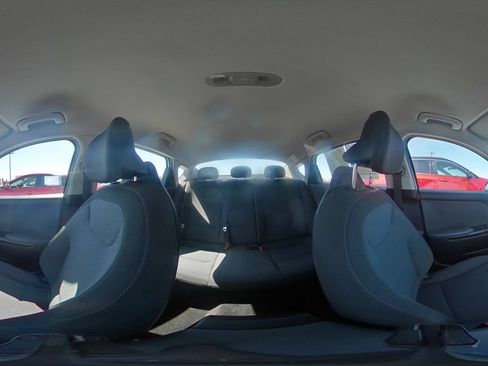 Used 2025 Kia K4 FWD image 41
