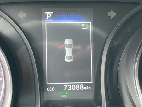 Used 2023 Toyota Camry SE FWD image 23