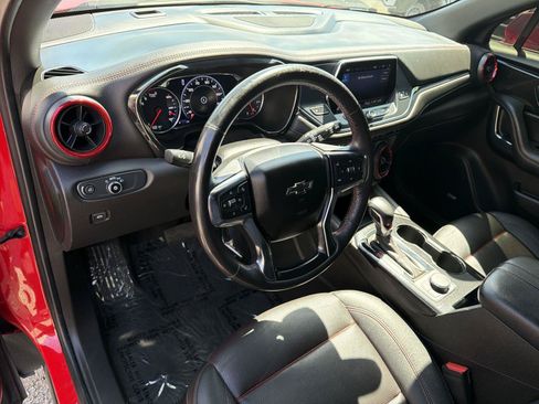 Used 2022 Chevrolet Blazer RS w/ Enhanced Convenience Package FWD image 9