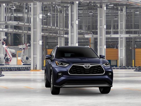 New 2026 Toyota Highlander Platinum AWD/4WD image 18