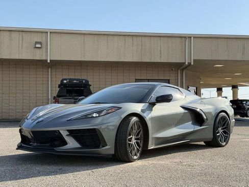 Used 2022 Chevrolet Corvette Stingray Premium Conv w/ Z51 Performance Package image 13