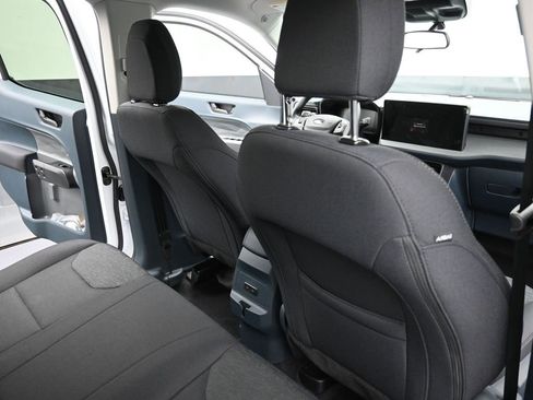 New 2025 Ford Maverick XL w/ Equipment Group 102A image 12