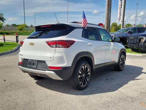 Used 2022 Chevrolet TrailBlazer LT w/ Convenience Package image 5