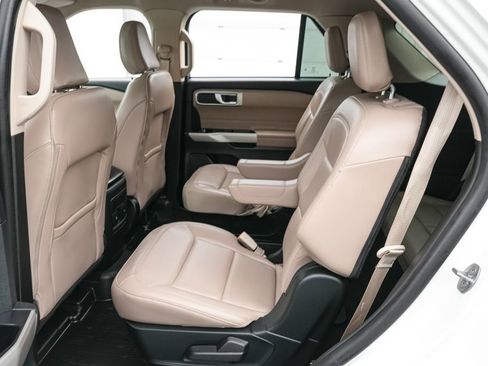 Certified 2023 Ford Explorer XLT w/ Equipment Group 202A image 18