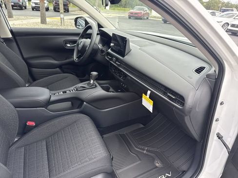 New 2027 Honda HR-V LX image 17