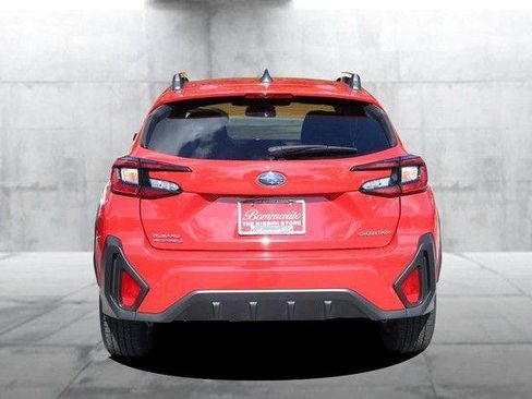 Used 2025 Subaru Crosstrek 2.5i Premium AWD/4WD image 6
