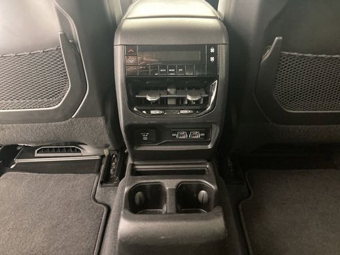 Used 2023 Jeep Grand Cherokee L Laredo w/ Luxury Tech Group I AWD/4WD image 15