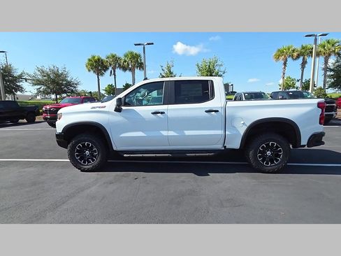 New 2026 Chevrolet Silverado 1500 ZR2 AWD/4WD image 23