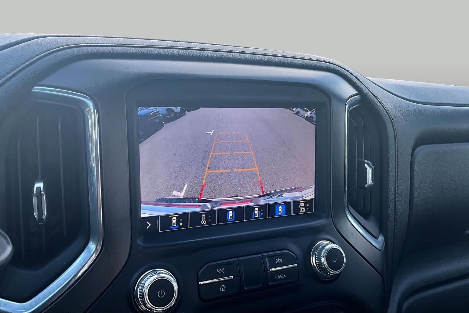 Used 2020 GMC Sierra 2500 AT4 w/ AT4 Premium Package AWD/4WD image 26