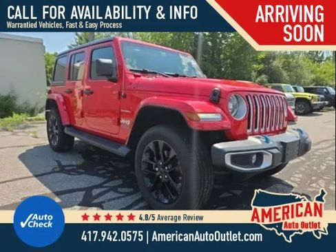 Used 2022 Jeep Wrangler Unlimited Sahara w/ Cold Weather Group AWD/4WD image 3