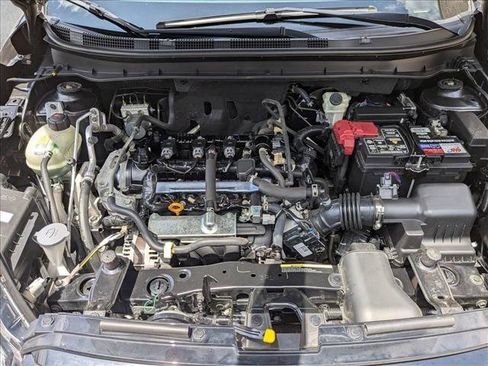Used 2021 Nissan Kicks SV FWD image 22