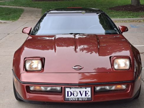 Used 1988 Chevrolet Corvette Coupe image 12