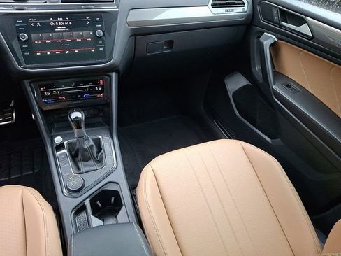 Certified 2024 Volkswagen Tiguan SE R-Line AWD/4WD image 16